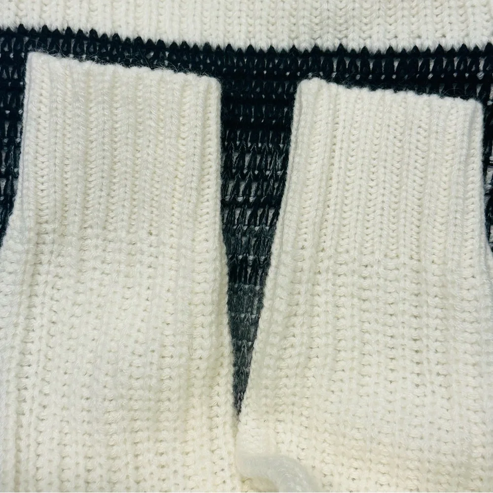 Roxy Ombre Color Block Turtleneck Knit Sweater | M - Picture 4 of 8